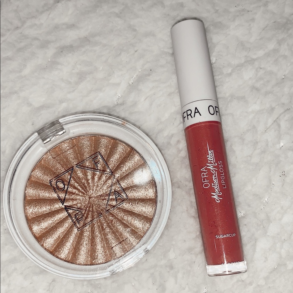 OFRA highlight and lipgloss set